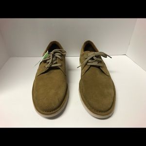 Men’s Clark’s size 11